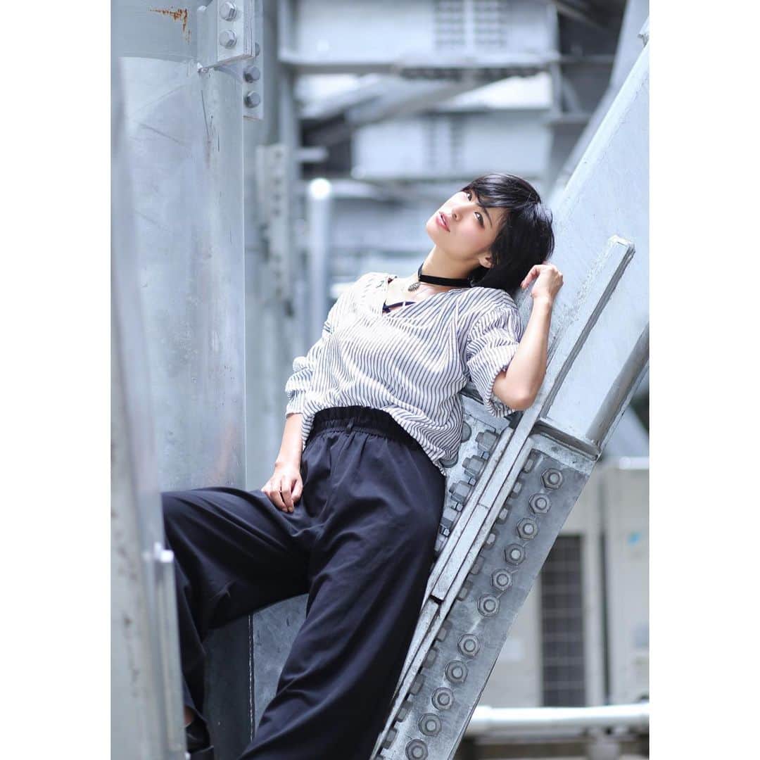 のインスタグラム：「ええ場所見つけてもーた❤️ #ロケハン 好き #撮影会 #portrait #ポートレート #居留地 #ファインダー越しの私の世界 #写真好きな人と繋がりたい」