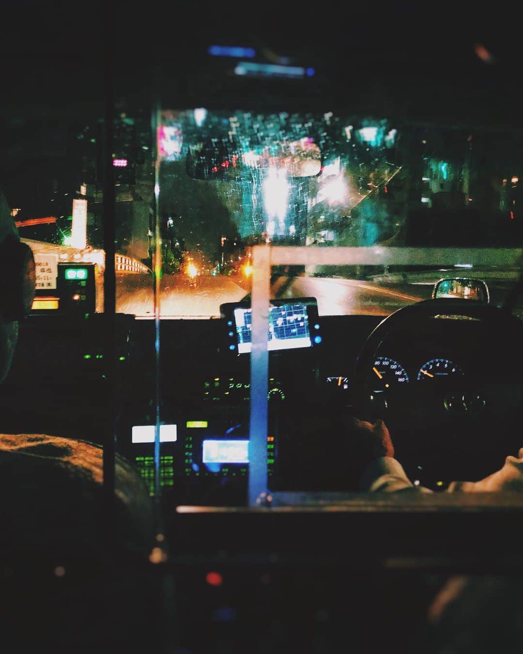 ima_ju / Jun Iのインスタグラム：「. . T A X I . . . ::」