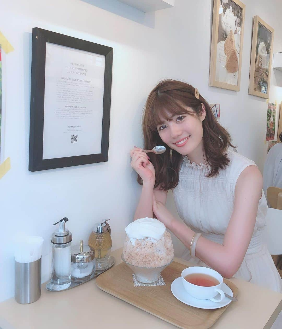 鈴木茉由さんのインスタグラム写真 - (鈴木茉由Instagram)「🍧💕 ロイヤルミルクティーのかき氷💓 めちゃめちゃ美味しかった~😻 生クリームトッピングがおすすめだよ💓 ももちゃんが動画撮ってくれたから載せてみる~🙊 . @mercuryduo_com @mercuryduo_styling #MERCURYDUO #selfie #instagood #instapic #instafashion #instalike #like #love #pink #コーデ #コーディネート #かき氷 #ロイヤルミルクティー #代々木ビレッジ」7月1日 22時40分 - mayu__09