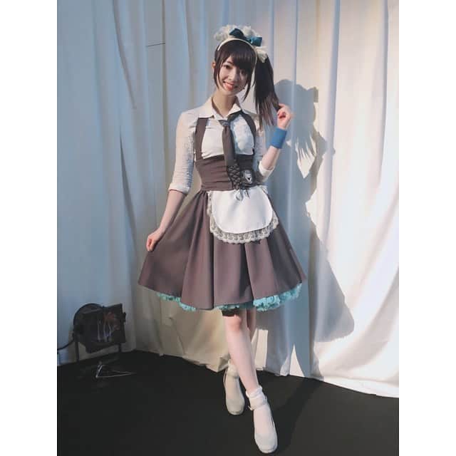日下部美愛のインスタグラム：「衣装の全身 . . . . #photo #japan #model #me #portrait #portraitphotography #fashion #makeup #followme #instagood #camera #cosplay #cosplaygirl #한국 #맞팔 #사진 #데일리 #데일리룩 #粉我 #偶像 #ファインダー越しの私の世界 #メイド #内衣」