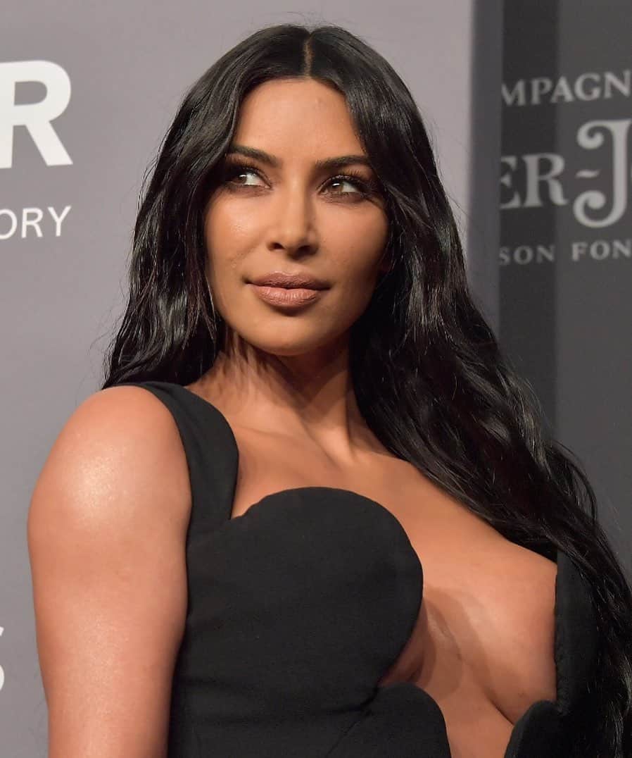 Just Jaredさんのインスタグラム写真 - (Just JaredInstagram)「After facing a ton of backlash, @kimkardashian has made an announcement concerning her “best intentions” with her new brand. Tap this pic at the LINK IN BIO to read her statement.  #KimKardashian Photo: Getty」7月1日 23時06分 - justjared