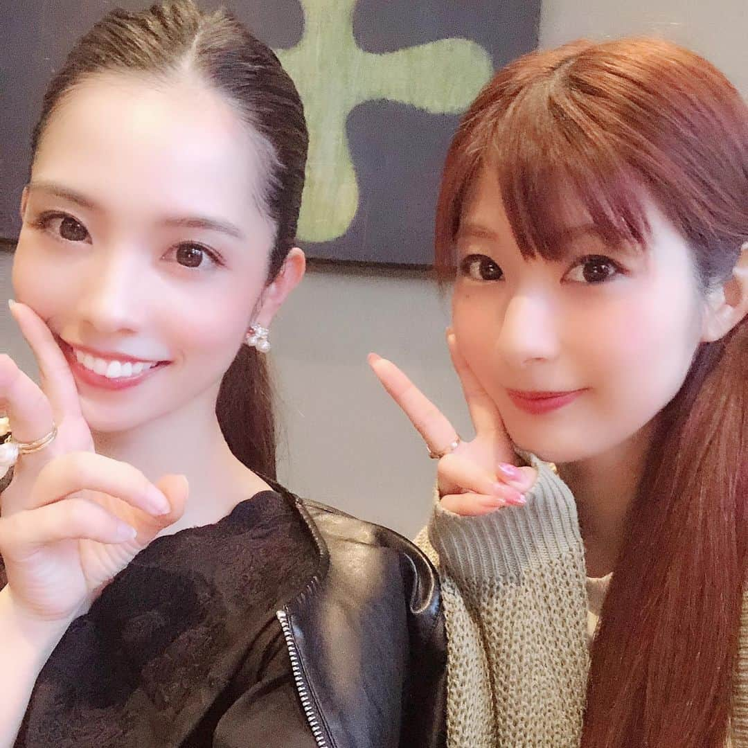 浦田麻緖さんのインスタグラム写真 - (浦田麻緖Instagram)「ライブの事とか今後の事とか、、、色々お話し💕 相変わらずの姫と👸💖 #人生 #色々 #ライブ #舞台 #寸劇ライブ #懐かしい #happy #love #歌」7月1日 23時09分 - mao.urata