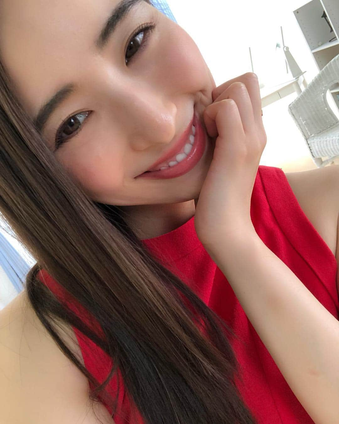 齊藤家澄さんのインスタグラム写真 - (齊藤家澄Instagram)「#フリーモデル #フリースタイル #撮影 #red #赤組 #ストレートヘア  7月なたねーっ✌(´>ω<｀)✌ たのしくがんばってこー❤😘😘😘🌈」7月1日 23時13分 - kanchi_w