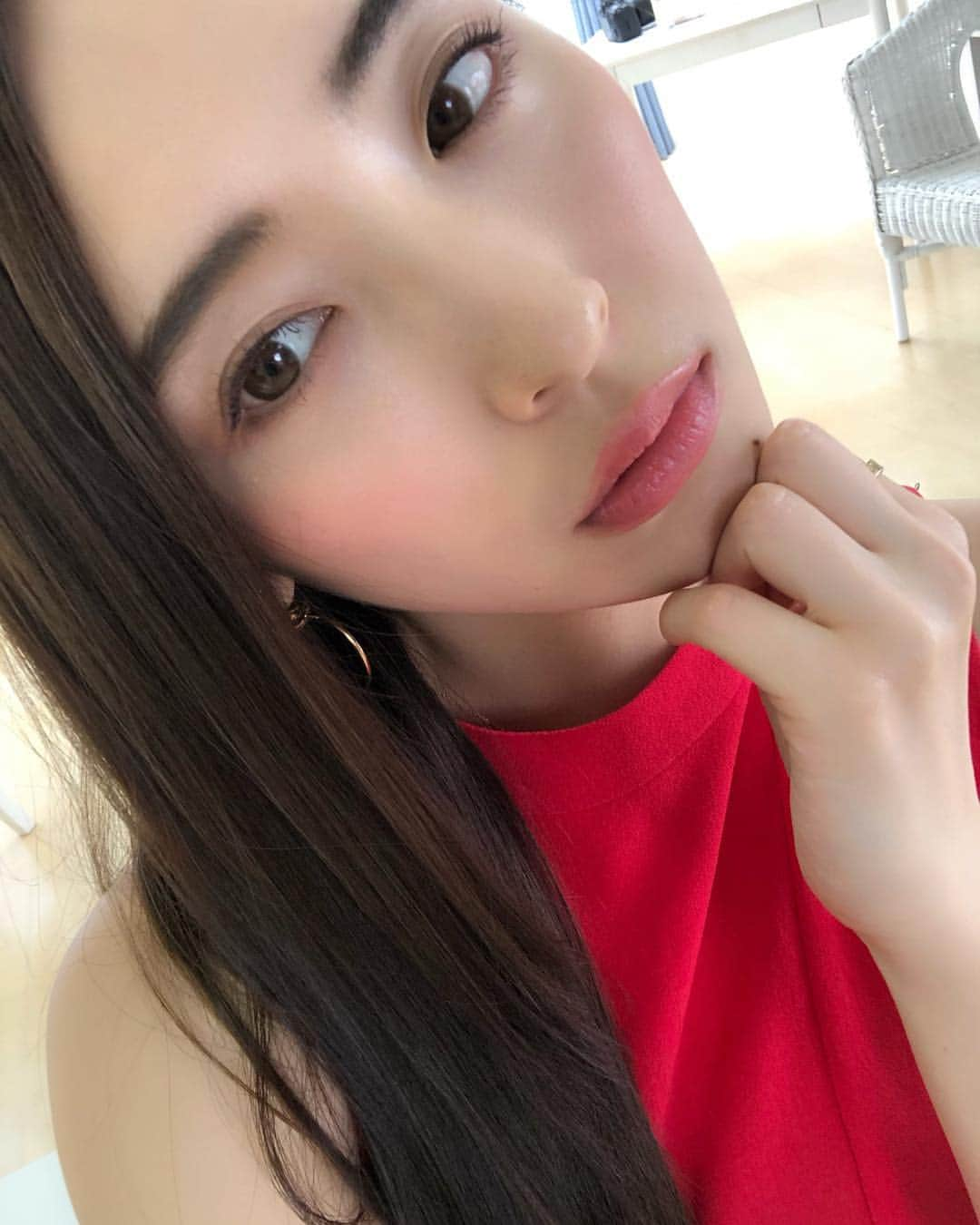 齊藤家澄さんのインスタグラム写真 - (齊藤家澄Instagram)「#フリーモデル #フリースタイル #撮影 #red #赤組 #ストレートヘア  7月なたねーっ✌(´>ω<｀)✌ たのしくがんばってこー❤😘😘😘🌈」7月1日 23時13分 - kanchi_w