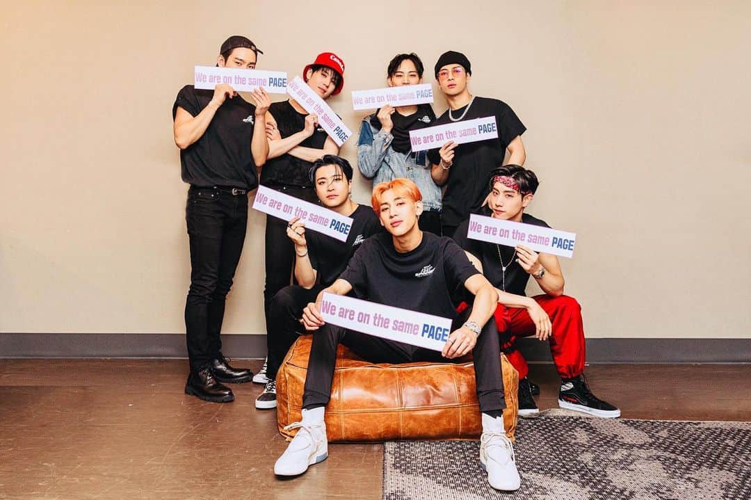 GOT7さんのインスタグラム写真 - (GOT7Instagram)「GOT7 2019 WORLD TOUR 'KEEP SPINNING' IN TORONTO  We are on the same PAGE 💚 @scotiabankarena  #GOT7 #갓세븐 #GOT7_SPINNINGTOP #GOT7_BETWEEN_SECURITY_AND_INSECURITY #GOT7_ECLIPSE #GOT7WORLDTOUR #GOT7_KEEPSPINNING」7月1日 23時34分 - got7.with.igot7
