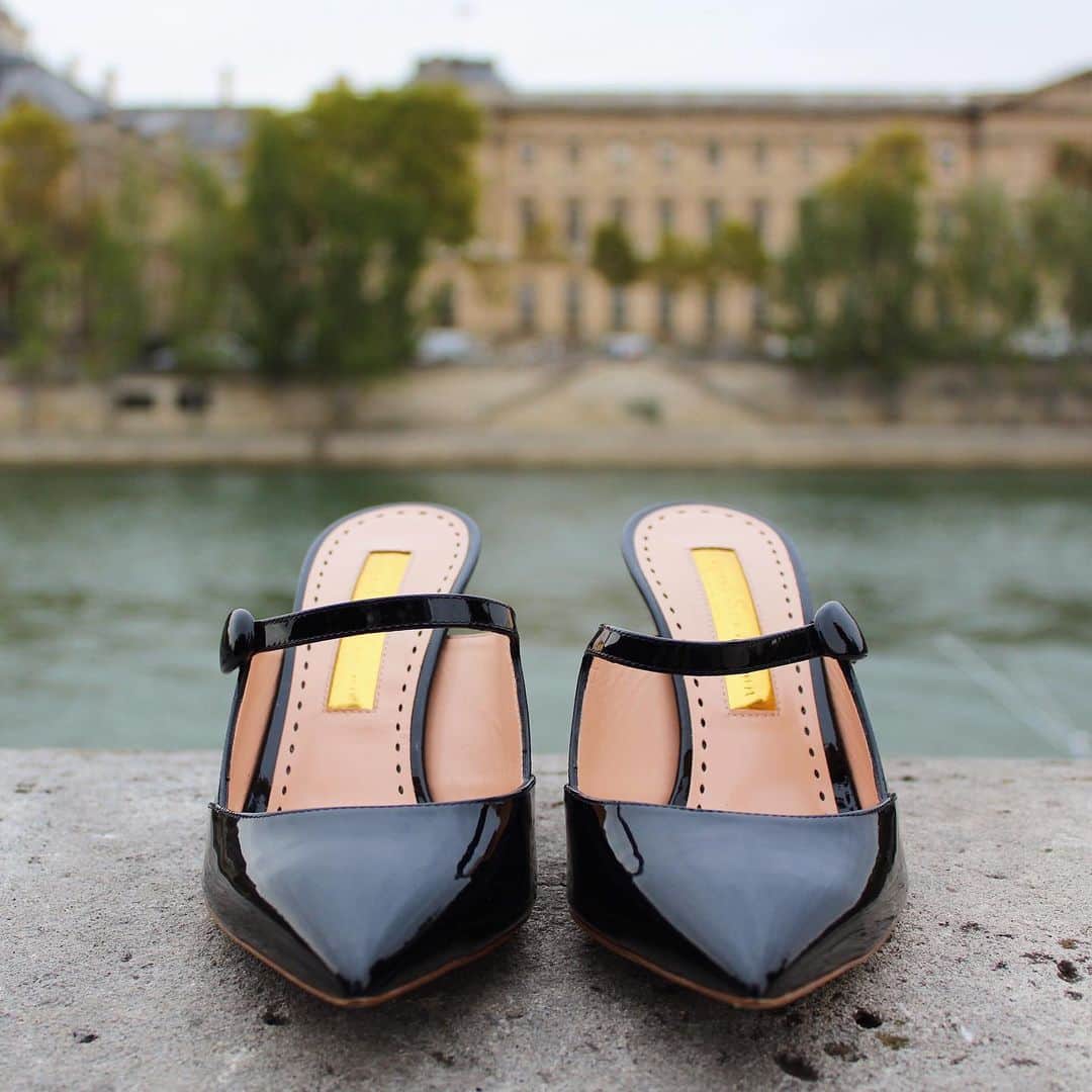 のインスタグラム：「Down by the river | Tosca in black patent | #Paris #Mule #MidHeel #SS19 #Summer #TapToShop」