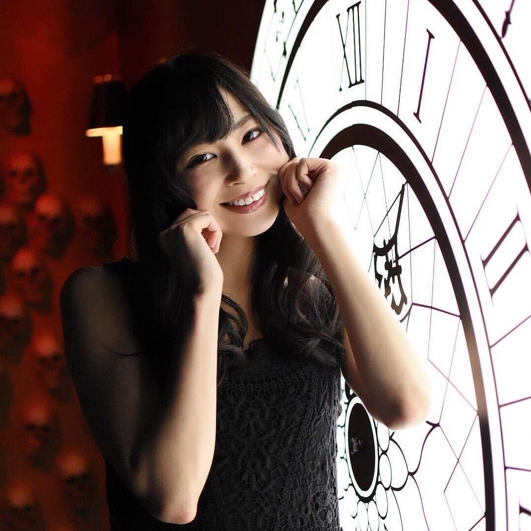 雪乃しほりのインスタグラム：「夢の中で会おうね🕰🌙*ﾟ #おやすみ」