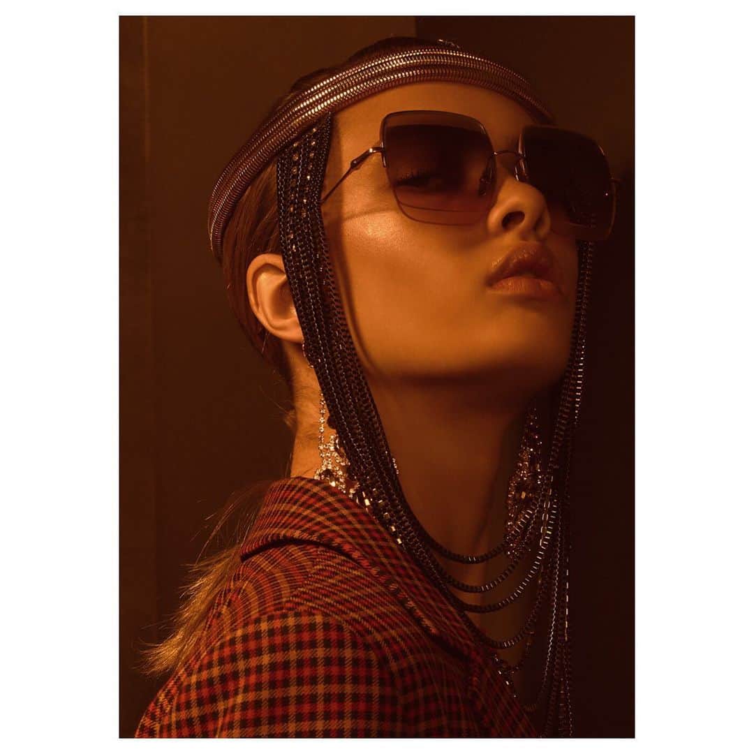 ディタのインスタグラム：「Meet Billy. The only thing sharper than her tongue is her tailoring. And her #DITA Metamat #sunglasses #WeAreDITA #CategoryOfOne #DITA #DITAeyewear #DITAsunglasses」