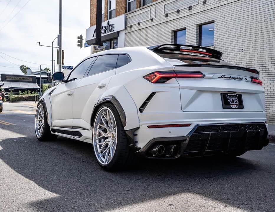 CARLiFESTYLEさんのインスタグラム写真 - (CARLiFESTYLEInstagram)「Game over. Widebody Lamborghini Urus by @rdbla #carlifestyle #RDBLA」7月2日 0時38分 - carlifestyle