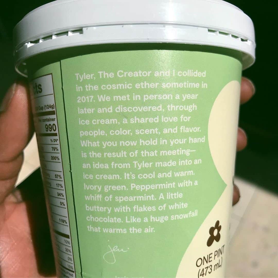 HYPEBEASTさんのインスタグラム写真 - (HYPEBEASTInstagram)「#hypeAF: @feliciathegoat has teamed up with the infamous Columbus, Ohio ice cream parlor @jenisicecreams to create his own flavor called “Snowflake.” Fans interested in trying the new flavor can purchase it via @golfwang and @jenisicecreams’ websites starting July 6 at 10 a.m. EST. Jeni’s Splendid’s brick-and-mortar locations will start selling it on July 8. Tag a #tylerthecreator fan.  Photo: @jenisicecreams」7月2日 7時09分 - hypebeast