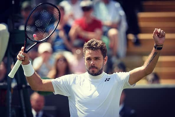 スタニスラス・ワウリンカさんのインスタグラム写真 - (スタニスラス・ワウリンカInstagram)「Great to be back on the grass today @wimbledon , now on to the next round !! See you there ... 😁🎾✅💥🌱🍓 #wimbledon #tennis #grass #london」7月2日 1時49分 - stanwawrinka85