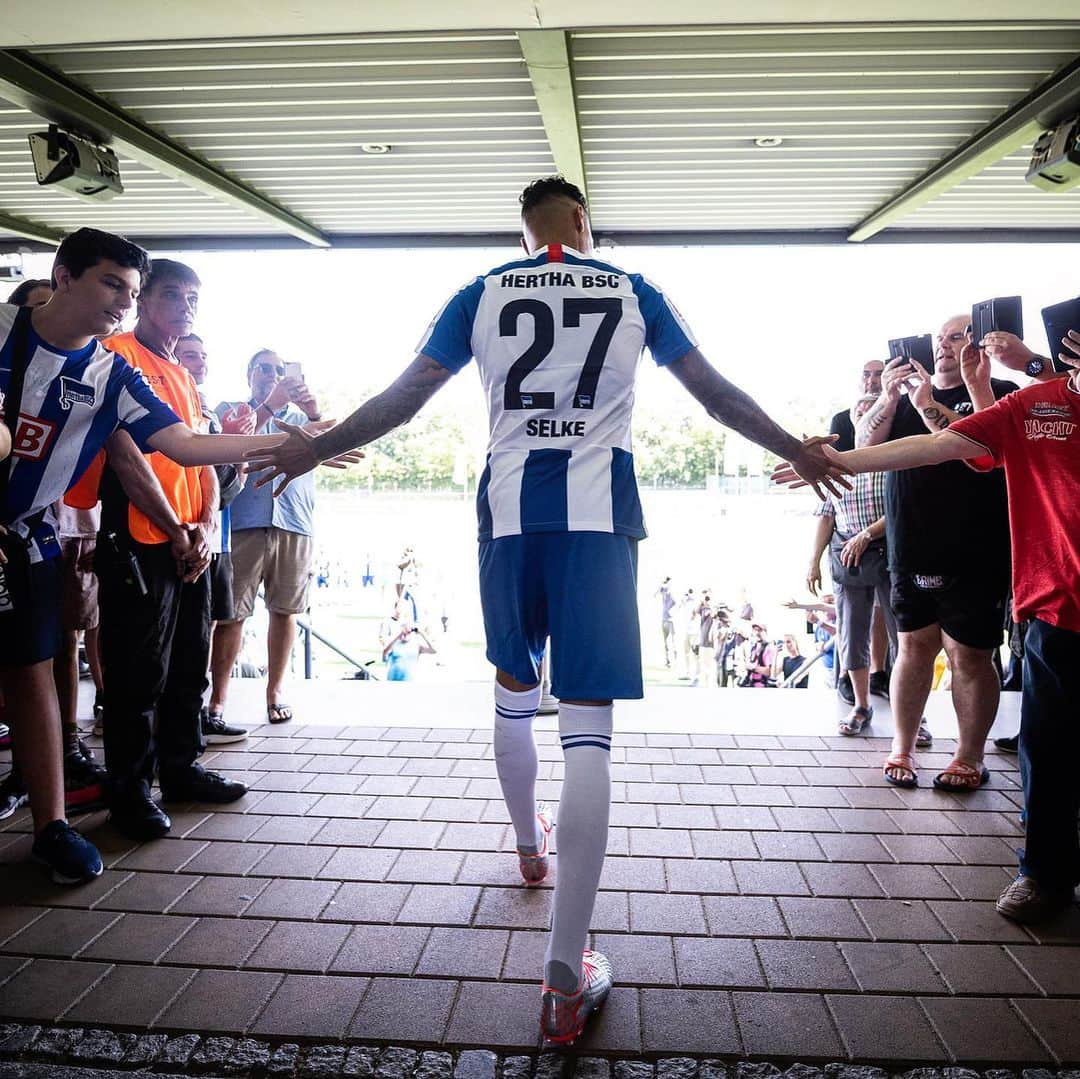 ダヴィー・ゼルケさんのインスタグラム写真 - (ダヴィー・ゼルケInstagram)「Back at it 💪🏾🔥 @herthabsc」7月2日 2時05分 - davieselke