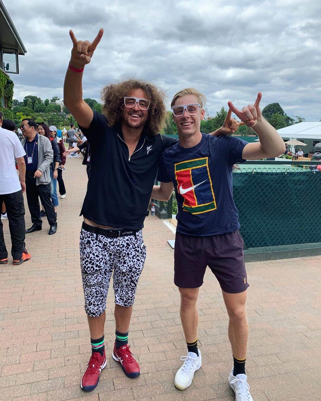 デニス・シャポバロフさんのインスタグラム写真 - (デニス・シャポバロフInstagram)「We party rocking in London with @redfoo」7月2日 2時05分 - denis.shapovalov