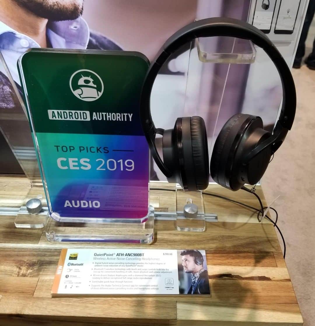 Audio-Technica USAさんのインスタグラム写真 - (Audio-Technica USAInstagram)「Cancel out ambient noise with our award-winning ATH-ANC900BT noise-cancelling headphones. Learn more by following the link in our bio! . . . #AudioTechnica #Headphones #ANC900BT #ATHANC900BT #NoiseCancelling #MusicGear」7月2日 2時39分 - audiotechnicausa