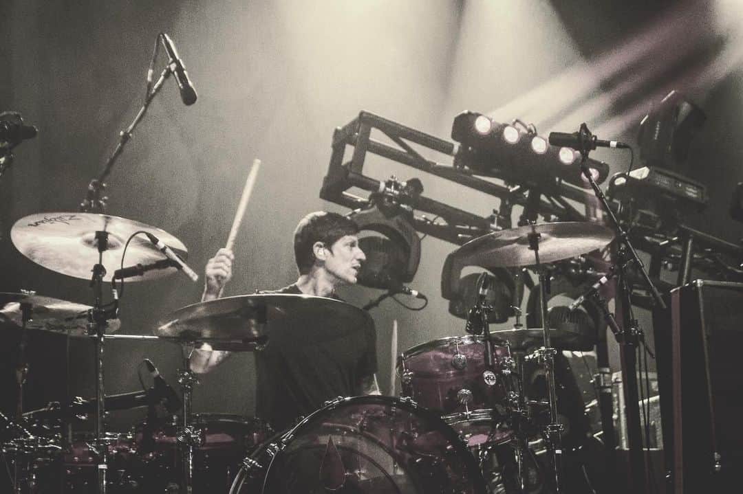 のインスタグラム：「09.13.18. Dallas, TX. | @adamacarson by @leahdickerman」