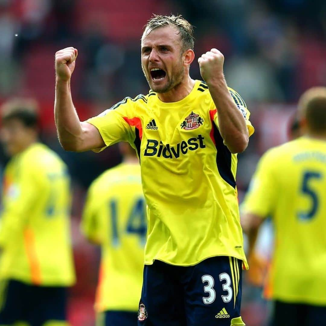 サンダーランドAFCさんのインスタグラム写真 - (サンダーランドAFCInstagram)「👏 Thank you, Catts . Lee Cattermole departs #SAFC after 10 years with the club . #SAFC」7月2日 3時02分 - sunderlandafcofficial