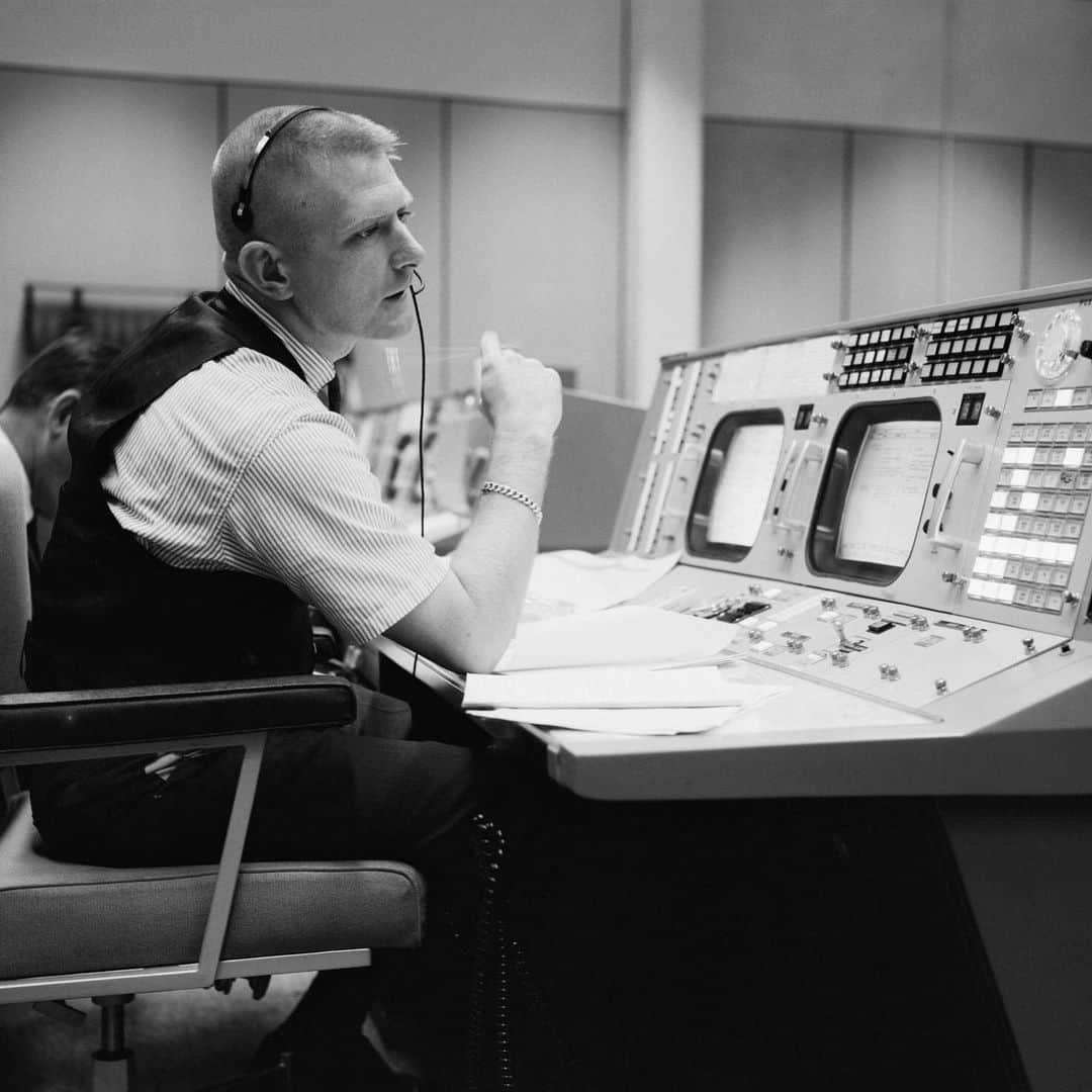 NBC Newsさんのインスタグラム写真 - (NBC NewsInstagram)「Then ➡️ Now: 50 years after the moon landing, Mission Control has been restored to the way it looked in 1969. Click the link in our bio to see more photos. . 📷 Michael Wyke / @apnews 📷 @NASA」7月2日 4時23分 - nbcnews