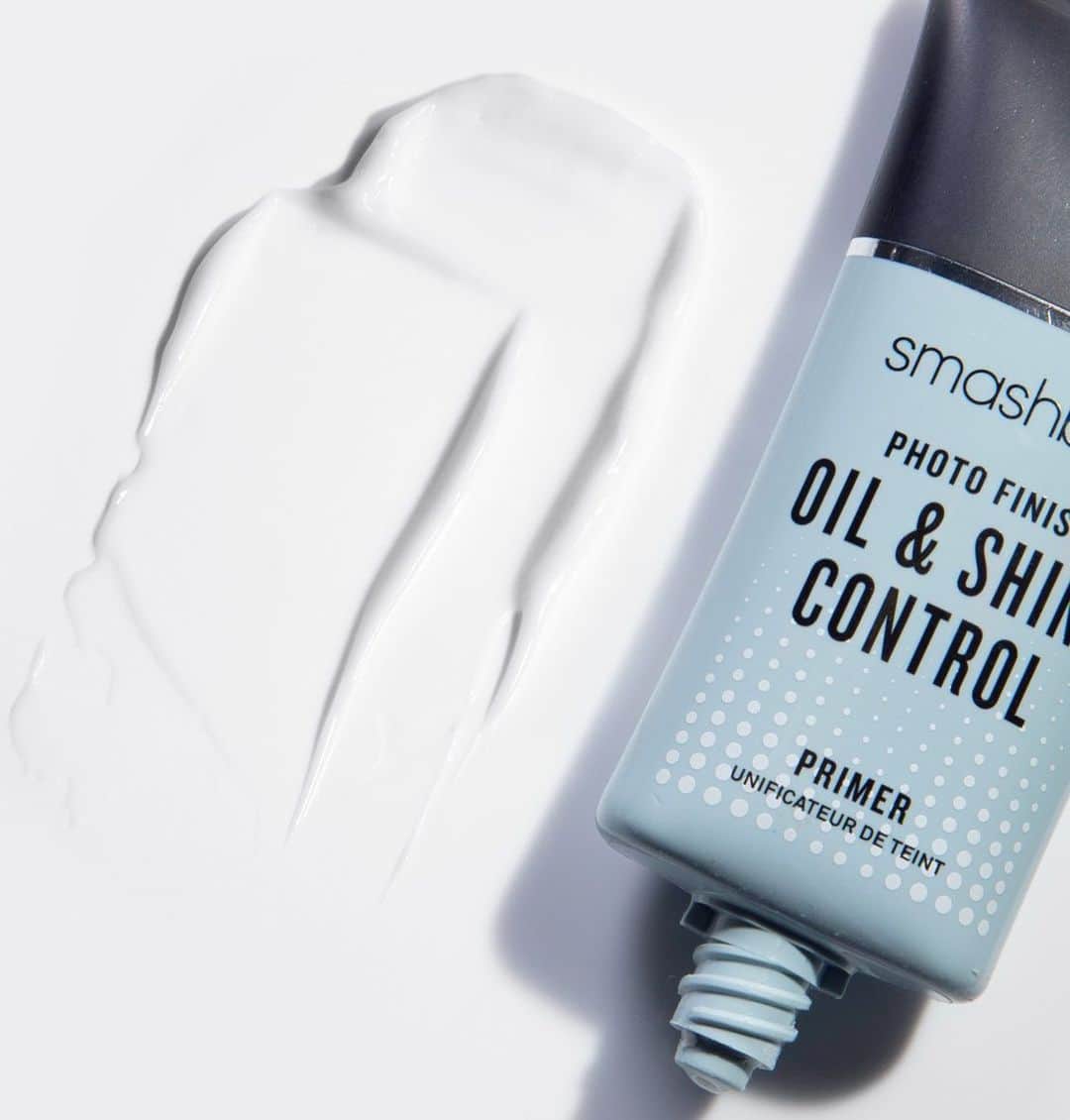 Smashboxのインスタグラム：「Here for you on days when it’s too humid to step outside. Plus, it's infused with healthy skin ingredients like Witch Hazel, Salicylic Acid & Zinc. #SmashboxPrimer #CrueltyFree」