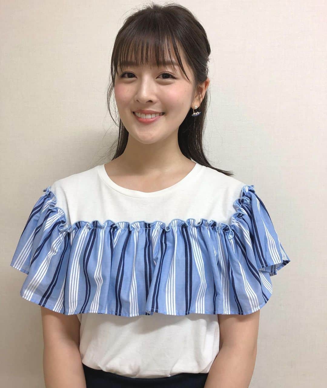 中村秀香のインスタグラム：「今朝は、#すまたん お天気担当でした。 .  ありがとうございました(^^)」
