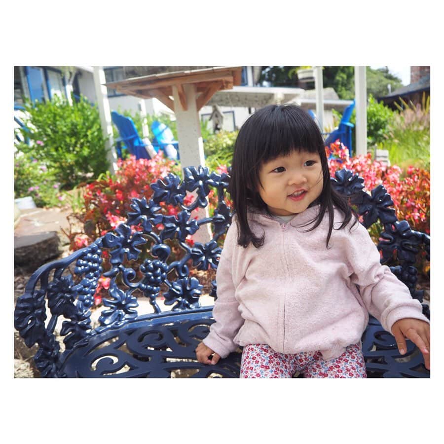 香山ひとみさんのインスタグラム写真 - (香山ひとみInstagram)「#アメリカ生活おでかけ編 カーメル . モントレー湾の南に位置する街「カーメル」は、 何っていう観光スポットがあるわけではなく、ただただこの街の可愛さが観光地🤤 ダウンタウンを下っていくと、サラサラとした砂浜のビーチもあり、のんびりとした時間を過ごせました☺️ ちなみに、俳優/映画監督のクリント・イーストウッドが市長を務めたこともあります😍🎬✨ . . #カーメル #カーメルバイザシー #カーメルビーチ #クリントイーストウッド #carmel #carmelbythesea #carmelbeach #ClintEastwood . #海外生活 #アメリカ生活  #カリフォルニア生活 #サンフランシスコ旅行 #americalife #Californiallife #sanfranciscotrip」7月2日 15時01分 - hitomi.k24