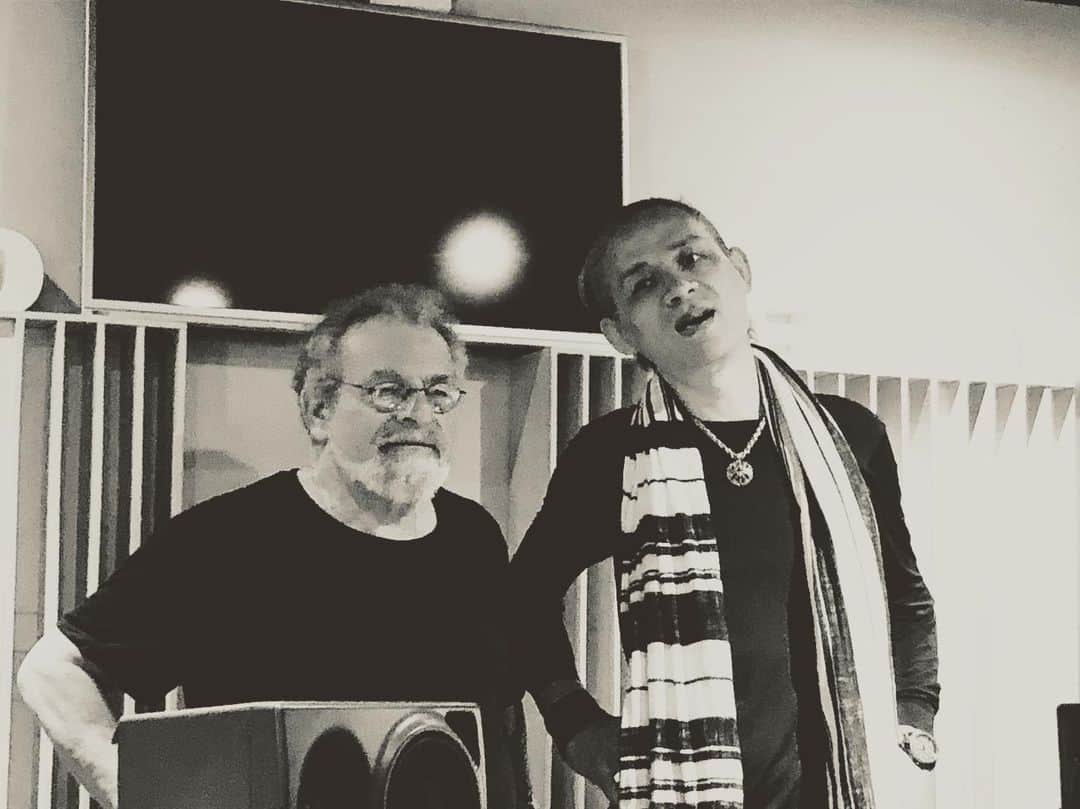 TOKUさんのインスタグラム写真 - (TOKUInstagram)「Dédé and Me, listening to playback. Photo by @gmirabassi  #andréceccarelli #tokujazz #thefirstday #recording #paris #livinglegend #master #musicianslife」7月2日 7時25分 - tokujazz