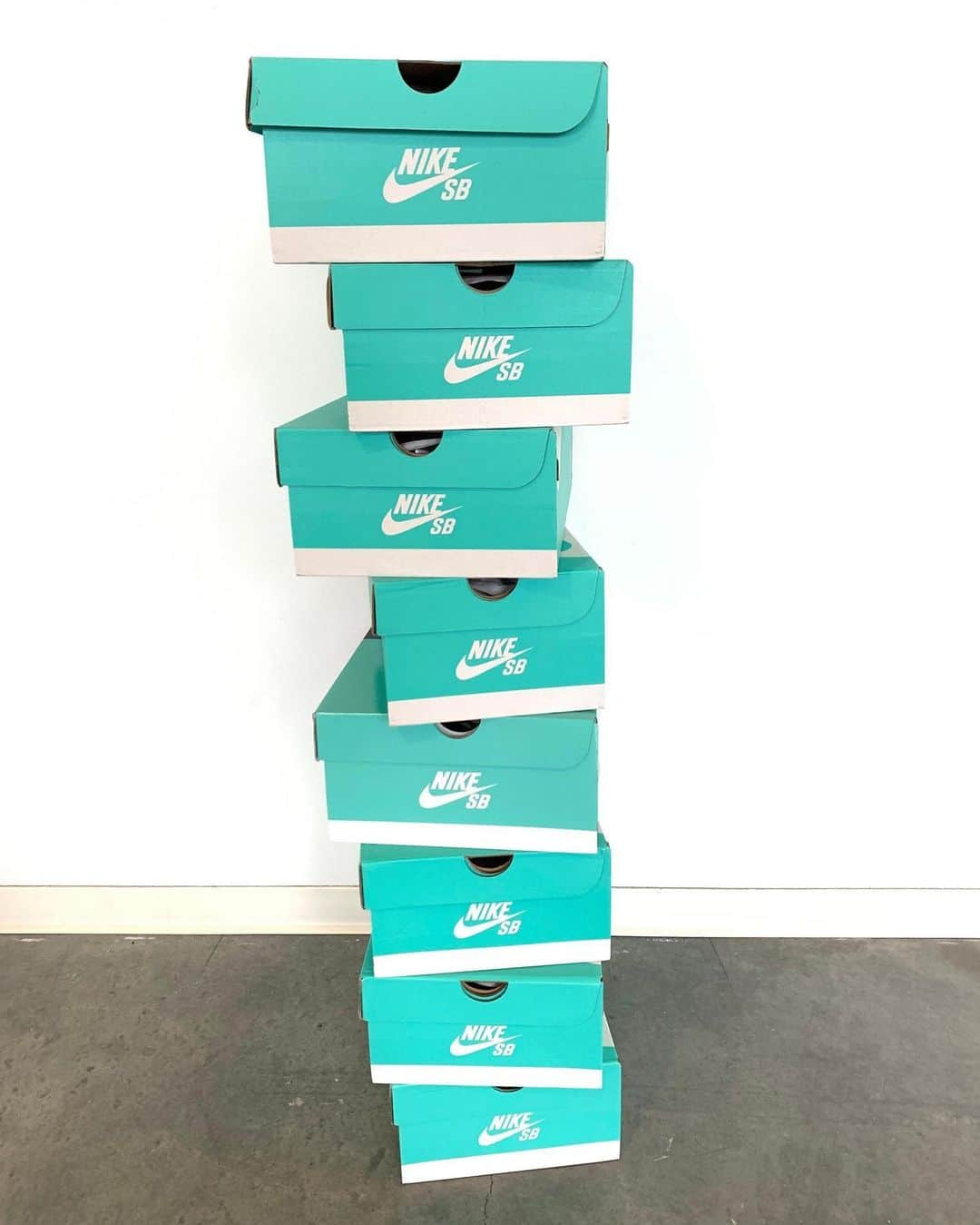 zumiezさんのインスタグラム写真 - (zumiezInstagram)「Shoes sent out✅ Thanks to the homies over at @nikesb for hooking it up!」7月2日 7時31分 - zumiez