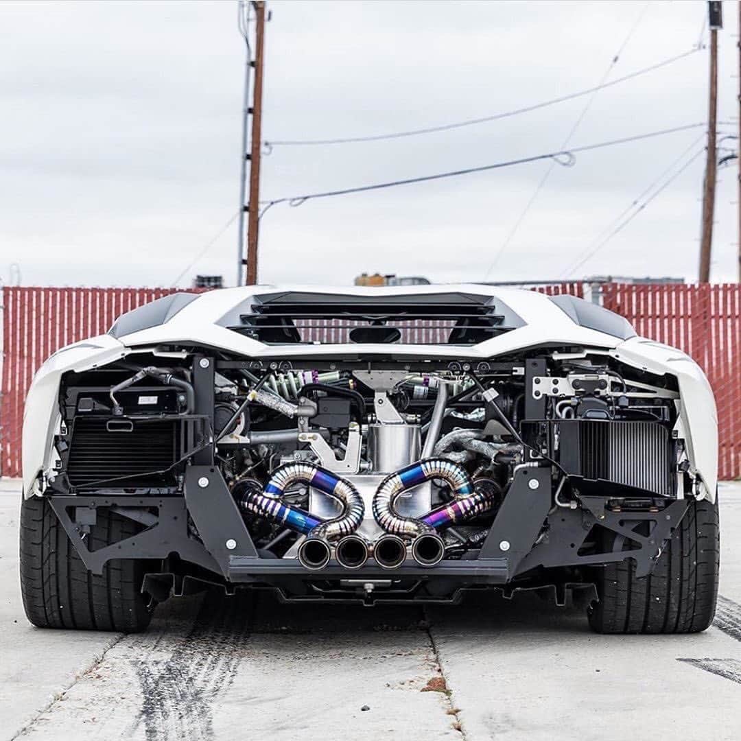 CarsWithoutLimitsさんのインスタグラム写真 - (CarsWithoutLimitsInstagram)「Super Veloce x @boden_autohaus @novitecgroup Exhaust  Owner @garagegoals.official  #carswithoutlimits #toronto」7月2日 7時41分 - carswithoutlimits