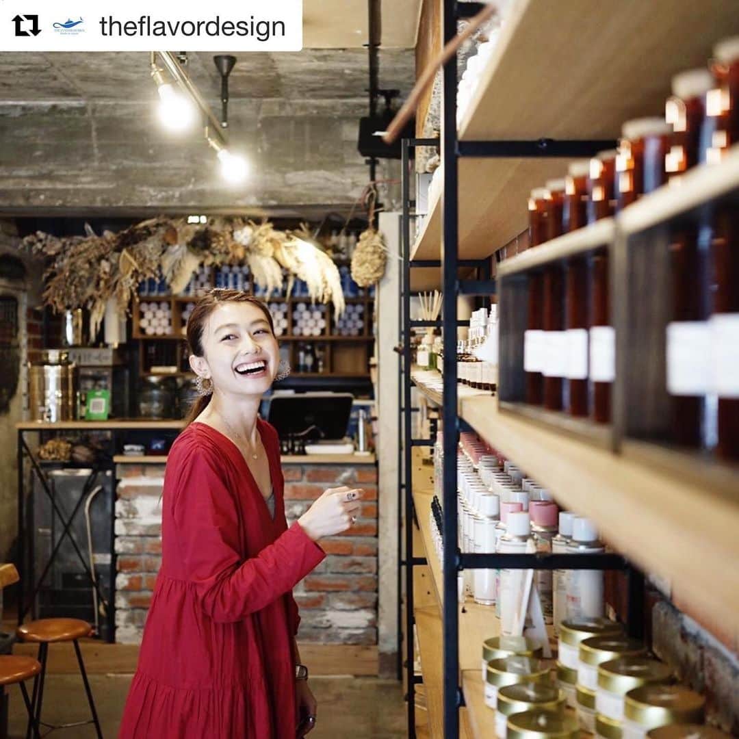 木野園子のインスタグラム：「#Repost @theflavordesign with @get_repost ・・・ . ２店舗目となる”STOREは？ ———————————————— THE FLAVOR DESIGN®︎STORE "TOKYO"  R1 .7/12 .. pm ‪1:00‬  start ‪. . . 〒153-0051‬ ‪東京都目黑区上目黑1-15-1 金子ビル1F2号‬ TEL ‪03-6712-7117‬ ———————————————— 引続き、香りをお楽しみください。 ———————————————— #theflavordesigntokyo#中目黒#東京 #theflavordesign#fabricmist#candle #streetphotography#incense #swag #like4like#l4l#airfreshener」