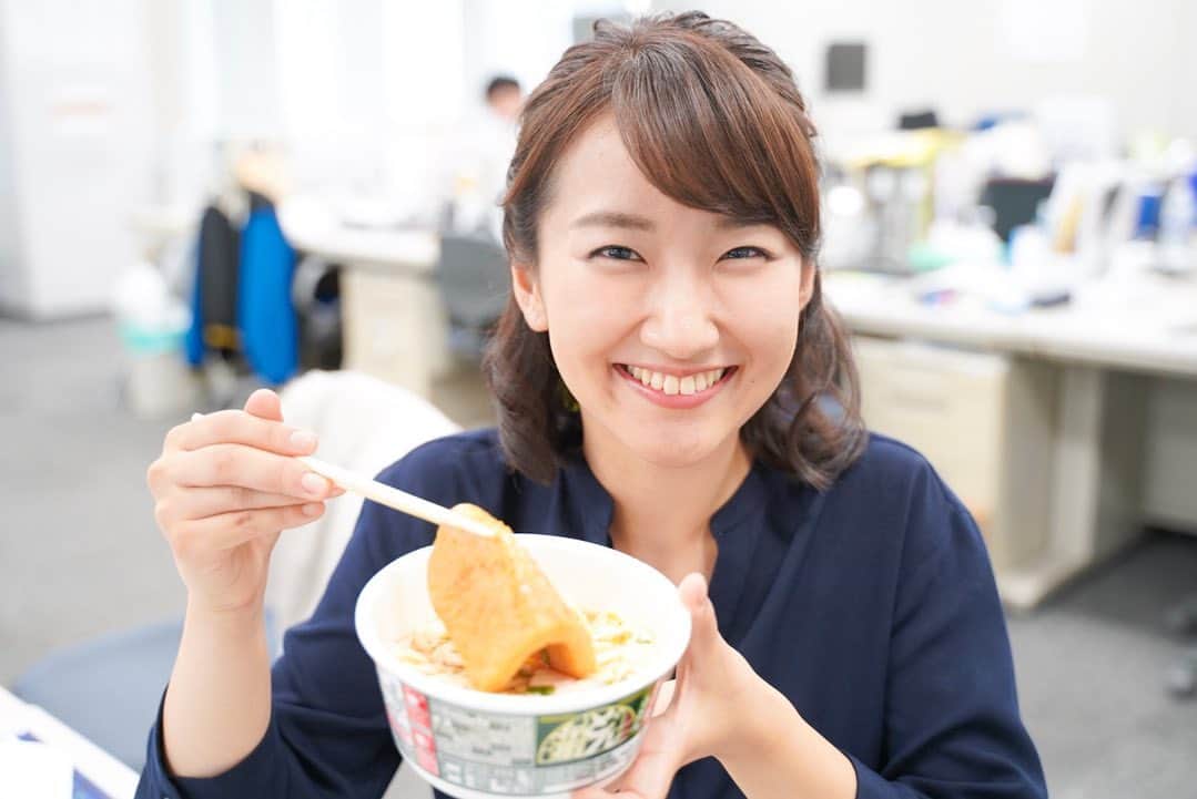 札幌テレビ「どさんこワイド朝」さんのインスタグラム写真 - (札幌テレビ「どさんこワイド朝」Instagram)「. 今日、7月2日は「うどんの日」❗️ ということで、朝ごはんにきつねうどんを食べました🦊  甘じょっぱいお揚げが美味しいんですよね〜！ ごちそうさまでした🥢✨ . #もぐもぐタイム  #stv #どさんこワイド朝  #西尾優希」7月2日 8時56分 - dosanko_asa