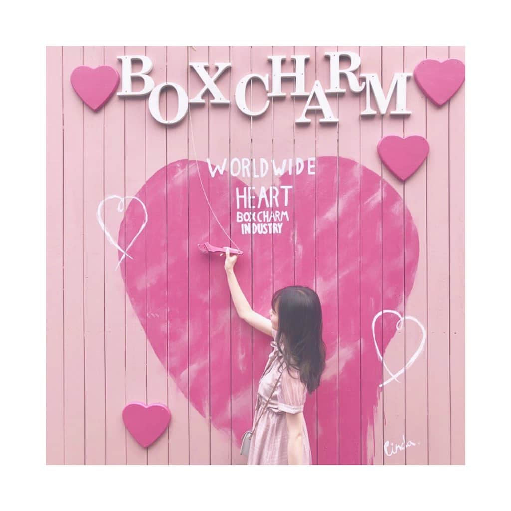 のインスタグラム：「✩‧₊˚ . . あんにょん🙌💖 . 沢山投稿したい写真があるから 頑張って編集するぞーっ😂🔥 . この写真は原宿にて💕💕💕 とっても可愛い映えスポットでした🥺📸 . . #instadaily #instalike #instalove #japangirl #instagood #instapic #me #selfie #followme #model #팔로우 #소통 #셀카 #셀카그램 #셀카놀이 #셀카타임 #셀피 #셀스타그램 #훈스타그램 #팔로미 #얼스타그램 #모델 #セルカ #フリーモデル #フリーランス #原宿 #裏原 #映えスポット #カフェ巡り」