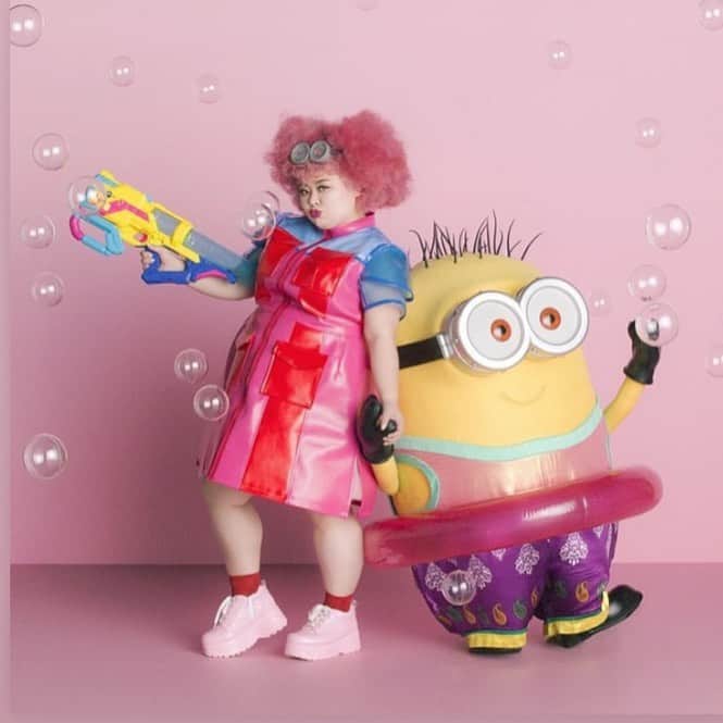 のインスタグラム：「・ ひたすらかわいい💜❤️🧡💛💚💙 2人とも♡ #stylingbyme hairmake Asami Nemoto costume design Kaori Kawamoto #usj #エクストラクールサマー 🌞 #今日から始まるよ🌴」