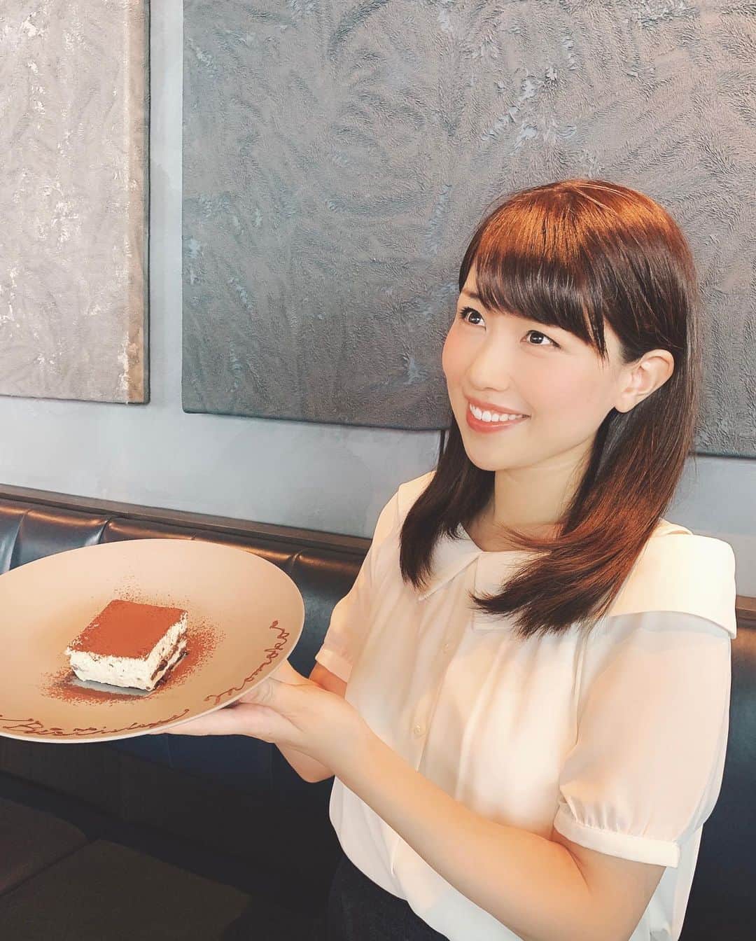 道岡桃子のグルメインスタ