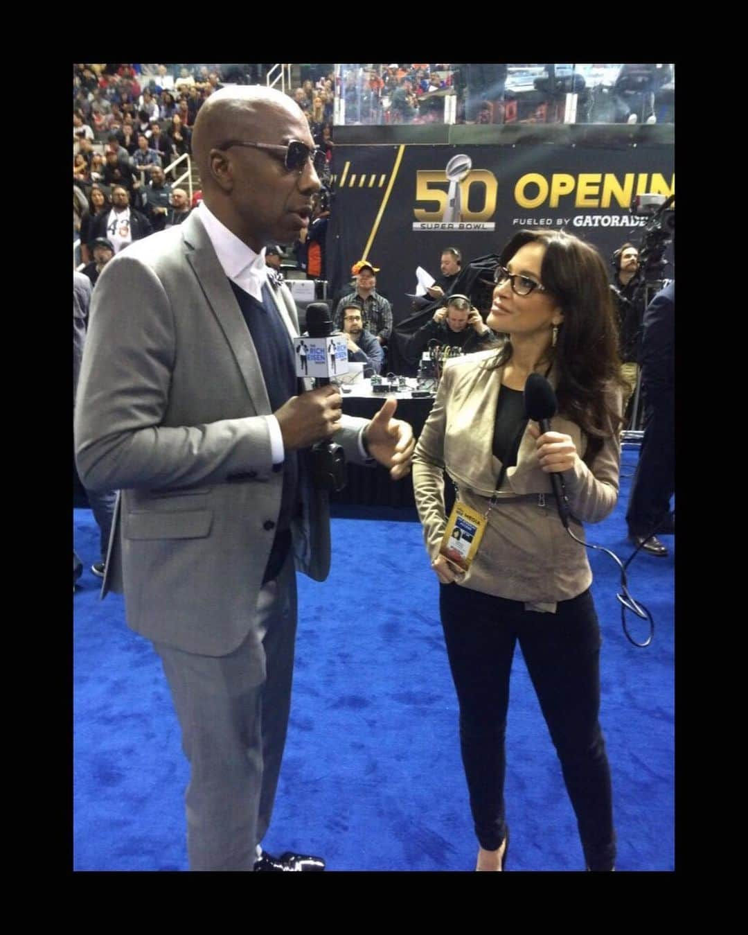 リサ・アンさんのインスタグラム写真 - (リサ・アンInstagram)「My 2nd time getting to interview the 1 & only @ohsnapjbsmoove This pic is from #SB50 & the 2nd is from this weeks interview coming up next @siriusxmfantasy w @aron88 Sirius210 XM87 & @siriusxm app 💥」7月2日 11時32分 - thereallisaann