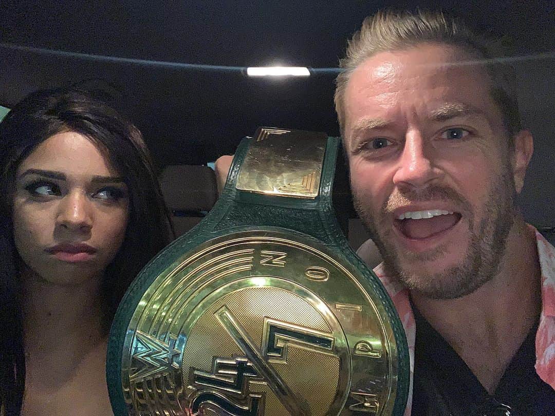 WWEさんのインスタグラム写真 - (WWEInstagram)「@wwemaverick is now a two-time #247Champion! Drake’s wife just wants to go on her honeymoon...#Raw」7月2日 12時01分 - wwe