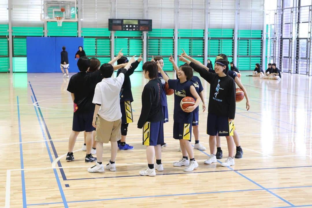 東京スポーツ・レクリエーション専門学校さんのインスタグラム写真 - (東京スポーツ・レクリエーション専門学校Instagram)「‪【女子バスケットボール部🏀】‬ ・ ・ ‪春季東京大会-決勝-🔥‬ ‪  vs東京リゾート&スポーツ専門学校‬ ‪  この後、13時10分からいよいよ‬ ‪決勝戦です‼️ ‬ ‪#優勝！へ向け応援よろしくお願いします！！😄📣‬ ‪#tsr‬ ‪#tsrバスケ‬ ‪#バスケやるならtsr‬ ‪#新木場‬ ‪#八村塁へ届け‬」7月2日 12時23分 - jikeitsr