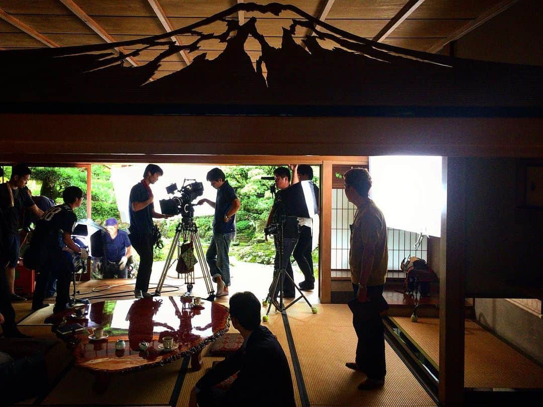 池内万作さんのインスタグラム写真 - (池内万作Instagram)「京都の撮影は色々キレイなとこに行けるのが楽しかったり。 とりあえず午前の部終了♪ #ロケでした」7月2日 13時15分 - mandeshita