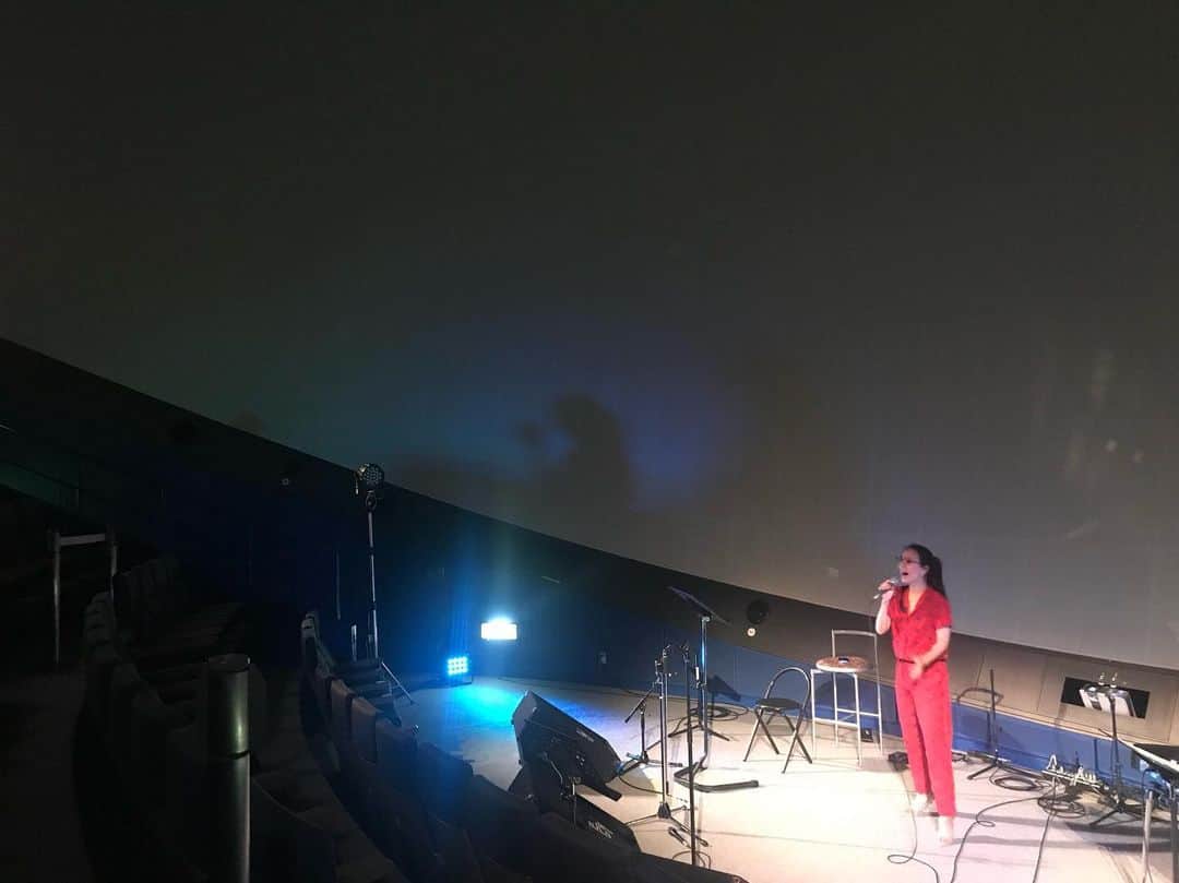 レイヤマダさんのインスタグラム写真 - (レイヤマダInstagram)「この日はプラネタリウムライブゆえに、私服も星縛り☆☆ #島根 #松江 #matsue #shimane #ライブ #live  #プラネタリウム #planetarium #レイヤマダ #島根県 #親善大使 #松江市 #観光大使」7月2日 13時24分 - rayyamada_dayo