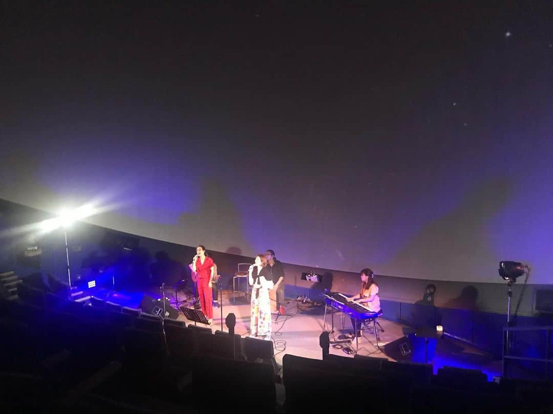 レイヤマダさんのインスタグラム写真 - (レイヤマダInstagram)「この日はプラネタリウムライブゆえに、私服も星縛り☆☆ #島根 #松江 #matsue #shimane #ライブ #live  #プラネタリウム #planetarium #レイヤマダ #島根県 #親善大使 #松江市 #観光大使」7月2日 13時24分 - rayyamada_dayo
