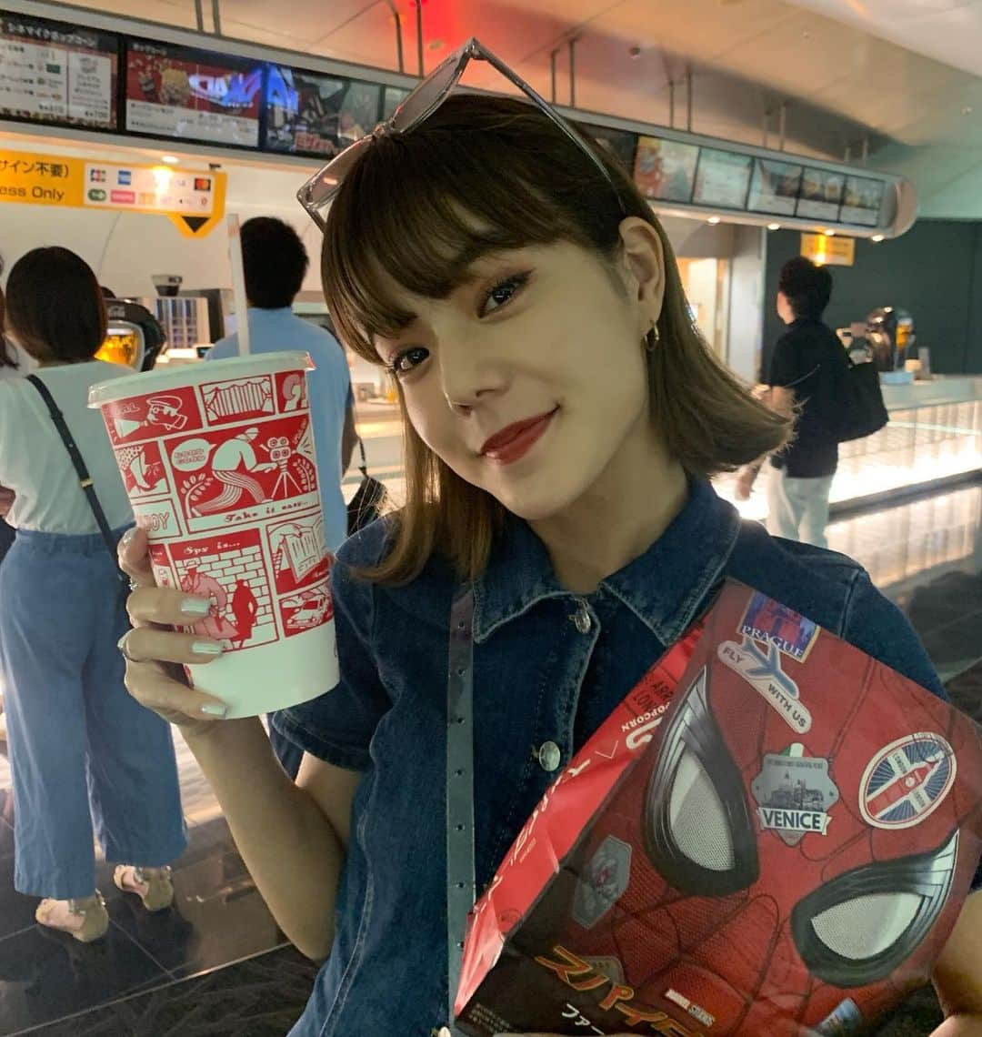 長澤メイさんのインスタグラム写真 - (長澤メイInstagram)「スパイダーマン❤️❤️❤️ 見るっ！！だいすき！ #marvel #スパイダーマン」7月2日 13時58分 - xxmeixx1208