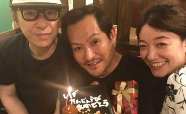 重松隆志さんのインスタグラム写真 - (重松隆志Instagram)「今年も奈良橋陽子さんの誕生日会に合わせ、お祝いしてもらいました！ 最くーぅな仲間とごっつええ感じな夜を過ごさせてもらった！！ 陽子さんの言葉を胸に。今日も稽古にいてくるよ❗️ #奈良橋陽子 #川平慈英 #板尾創路 #楽天カードマン #ごっつええ感じ #ウインズメンバー2015 #清らかな水のように」7月2日 14時23分 - shige_man_