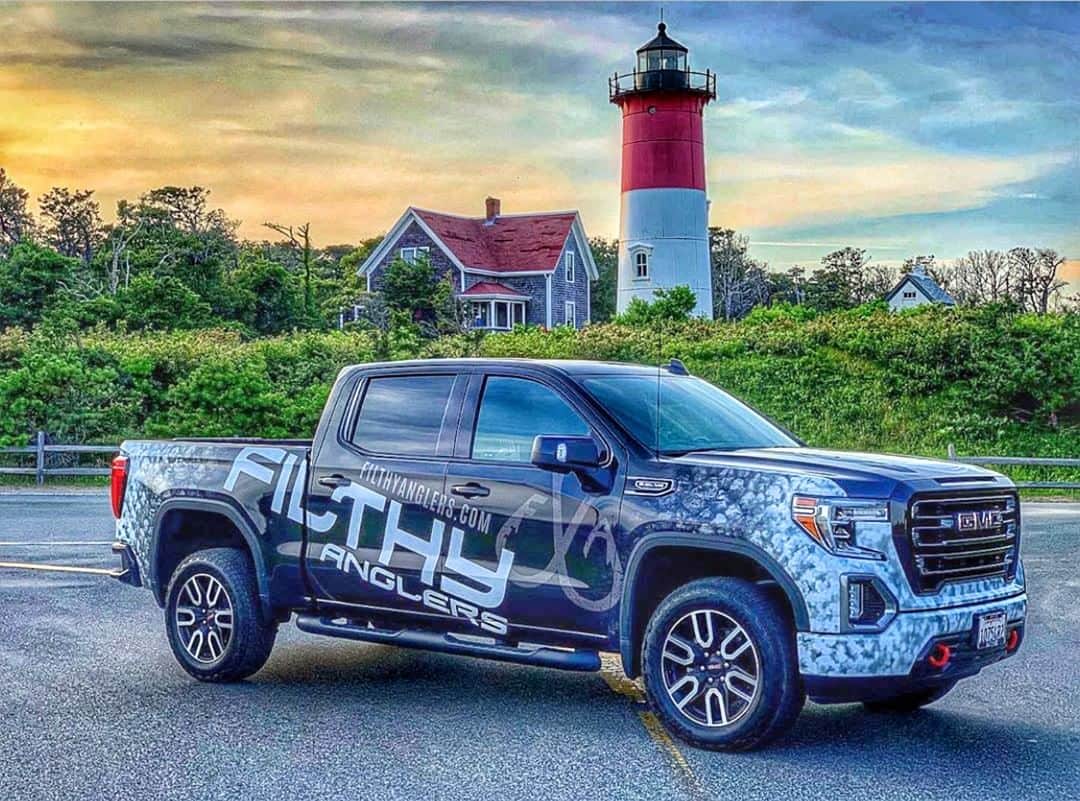 Filthy Anglers™さんのインスタグラム写真 - (Filthy Anglers™Instagram)「The Filthy Truck is on a well deserved vacation with @jasngreenfishing down in Cape Cod Massachusetts. After traveling to Florida then all the way bank to Boston the headed down south to Dennisport for some well deserved rest and relaxation. If you see the truck down on the Cape make sure to snap a photo and say hi! Enjoy your time Jason and Shanda you deserve it! www.filthyanglers.com #fishing #catchandrelease #bassfishing #largemouthbass #getoutside #anglerapproved #outdoors #teamfilthy #lakelife #salmon #trout #bigfish」7月17日 9時31分 - filthyanglers