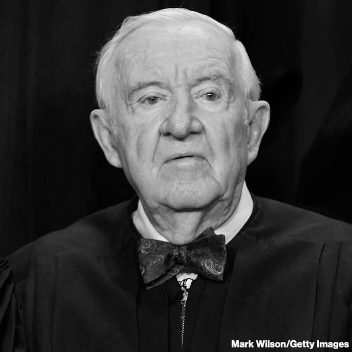 ABC Newsさんのインスタグラム写真 - (ABC NewsInstagram)「JUST IN: Retired Supreme Court Justice John Paul Stevens has died at the age of 99, @abcnews has confirmed.」7月17日 9時39分 - abcnews