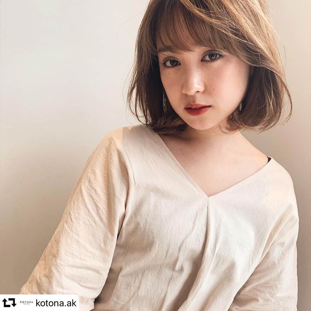 THROW 【スロウ】さんのインスタグラム写真 - (THROW 【スロウ】Instagram)「#repost @kotona.ak ・・・ 明日もお待ちしてしております！ . . . @frames.miwa . . . @frames.miwa . . #オーガニック#コスメキッチン#ハーブティー#デトックス#ダイエット#ビューティ#beauty 赤羽#赤羽岩淵#暖色系カラー #ハイライト#シークレットハイライト#バイヤージュ#ミルクティー#ベージュ#ミルクティーベージュ#透明感#サロンモデル#ヘアビューロン#ヘアアレンジ#ヘアカラー#スロウカラー#撮影#セルヴォーク」7月17日 10時26分 - throwcolor