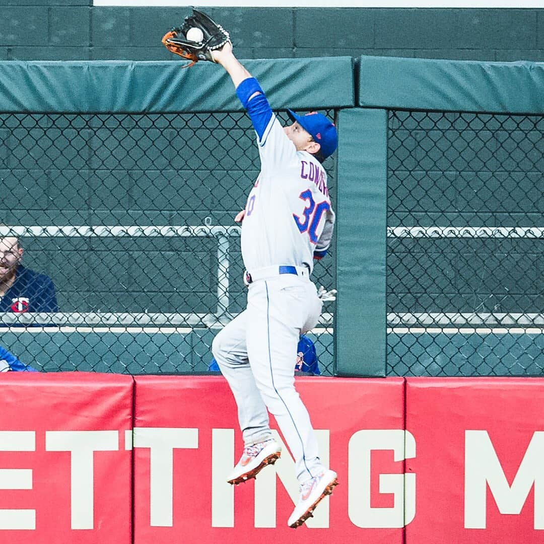 ニューヨーク・メッツさんのインスタグラム写真 - (ニューヨーク・メッツInstagram)「Crash Conforto. 👀 #LGM #Mets」7月17日 10時26分 - mets