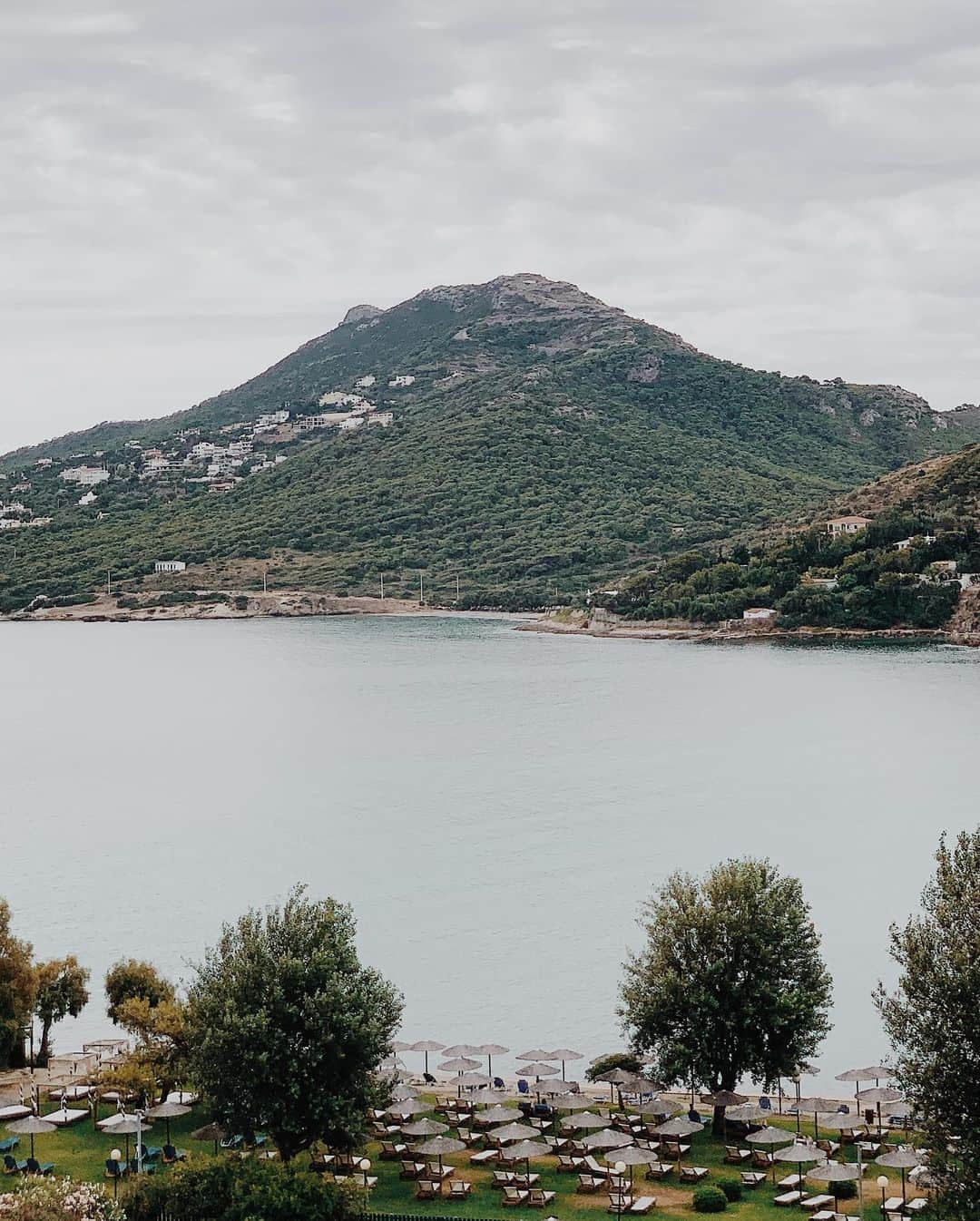 Kelsey Simoneさんのインスタグラム写真 - (Kelsey SimoneInstagram)「Athens views 🇬🇷」7月17日 2時22分 - k.els.e.y