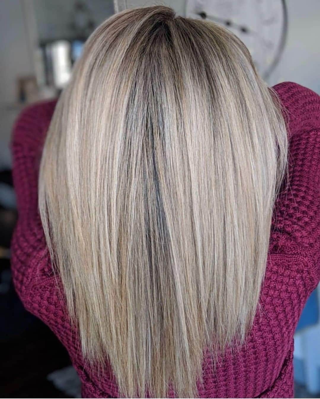 CosmoProf Beautyさんのインスタグラム写真 - (CosmoProf BeautyInstagram)「Straight up LOVING this blonde blend💛 ✨ "We've been doing Babylights every 2-3 months and getting lighter, healthier, and longer with each session!⁣" • Babylights using @schwarzkopfpro #BlondMe⁣ • Styled and smoothed with the ION Professional Copper Deluxe Iron Hair by #CosmoPro @mashytaters ✨ Find #IonProfessional tools, including NEW Ion Brushes, at #cosmoprofbeauty where you are #licensedtocreate . . #repost #blondebalayage #blendedblonde #blondespecialist #dimensionalblonde #brightblonde」7月17日 3時05分 - cosmoprofbeauty