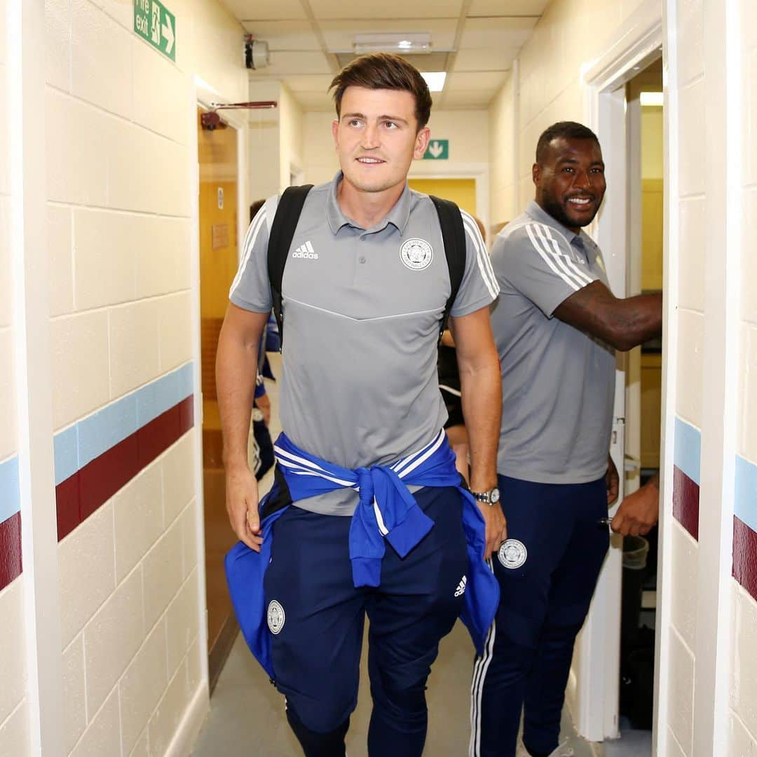 レスター・シティFCさんのインスタグラム写真 - (レスター・シティFCInstagram)「Arriving for our first 2019/20 pre-season friendly! ⚽️ . . . #lcfc • #ScuLei」7月17日 3時01分 - lcfc