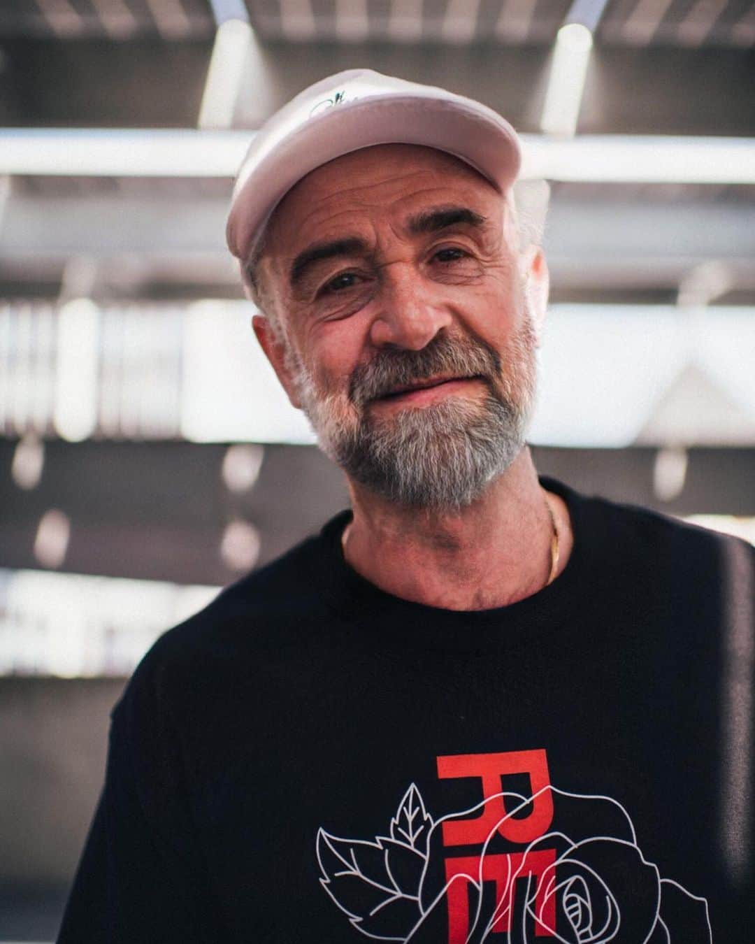 クリス・ファフのインスタグラム：「Old & Reckless」
