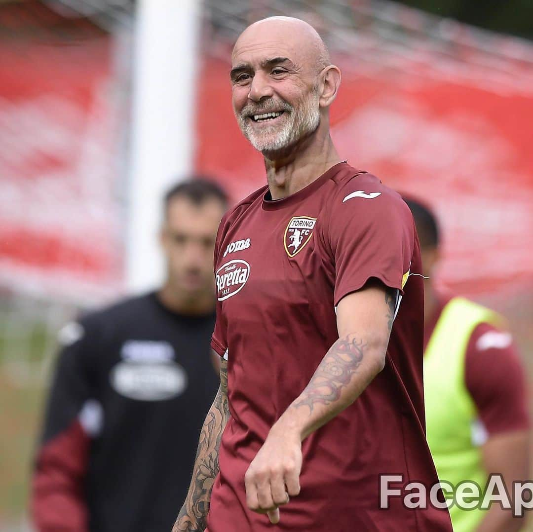 トリノFCさんのインスタグラム写真 - (トリノFCInstagram)「Forza VECCHIO Cuore Granata 👨🏼‍🦳 #SFT #Faceapp」7月17日 3時55分 - torinofc1906