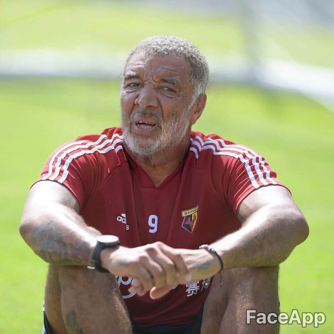 ワトフォードFCさんのインスタグラム写真 - (ワトフォードFCInstagram)「The stress of pre-season has really taken its toll 👴🏻 #faceapp #faceappchallenge」7月17日 4時14分 - watfordfcofficial